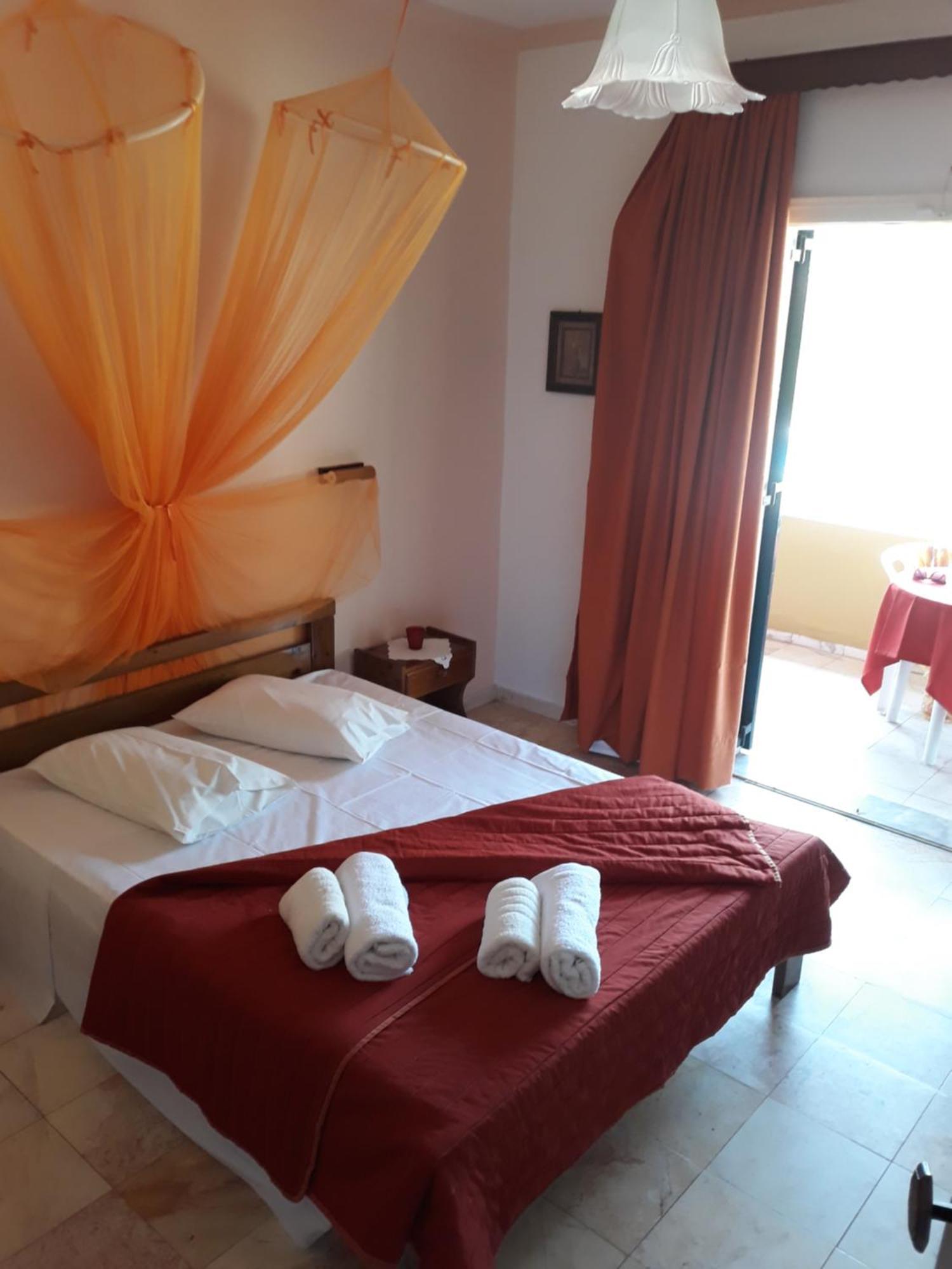 Margaritas' Rooms Agios Gordios  Exterior photo
